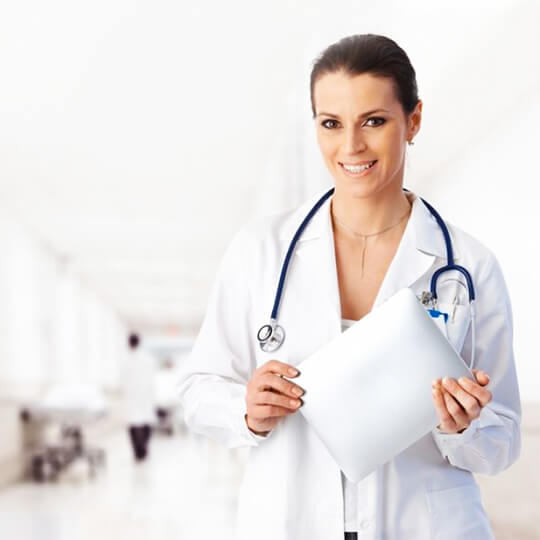Dr. Amanda Riss